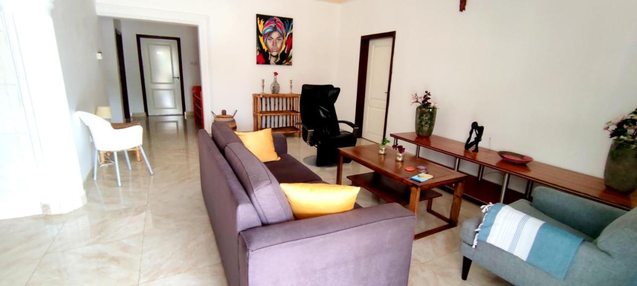 Dulaa Deema Residence Brufut Heights Tranquil Exterior foto